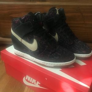 Women’s Nike dunk sky hi
